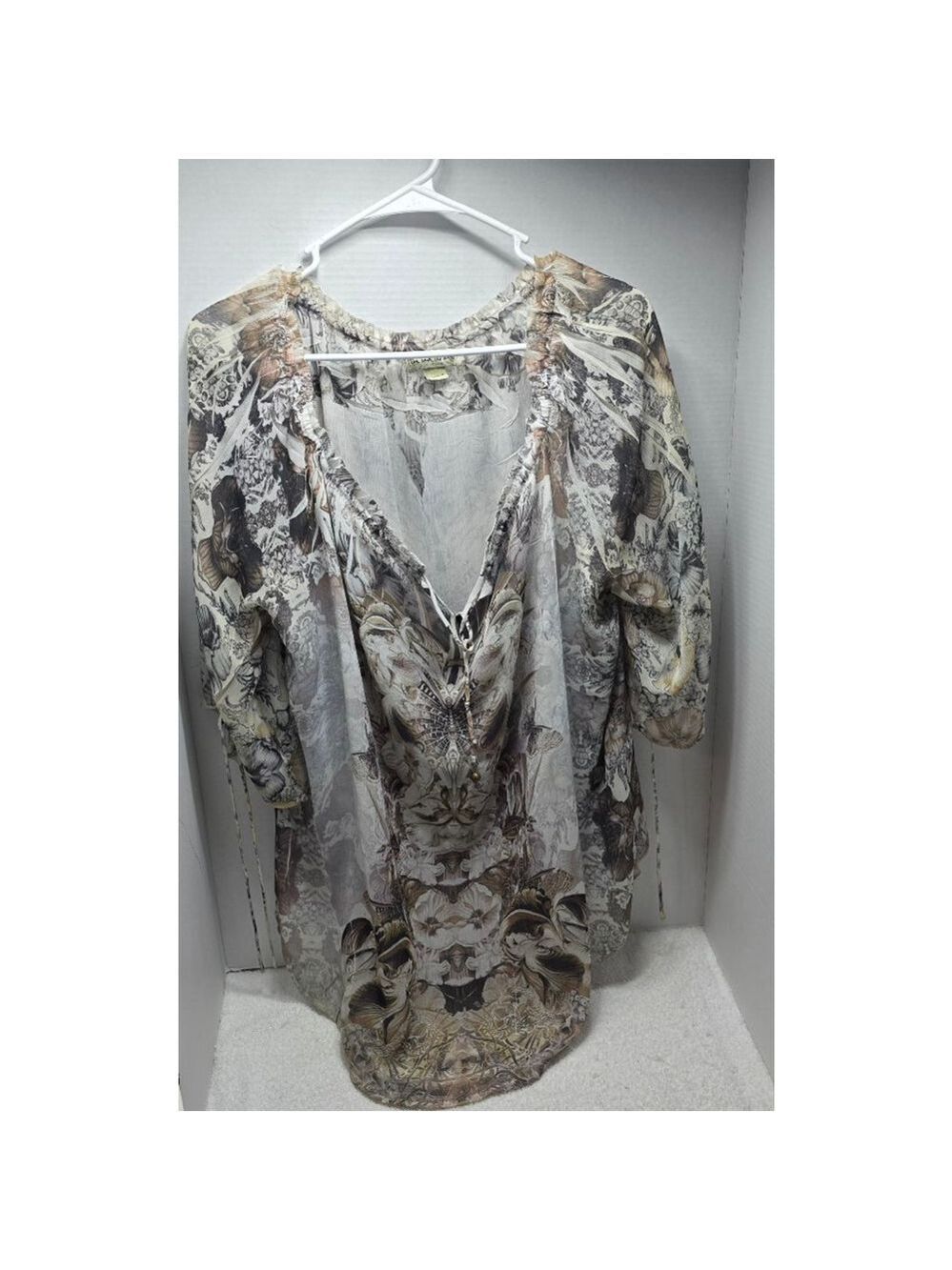Women's Live and Let Live Blouse Plus XXL Brown White Floral